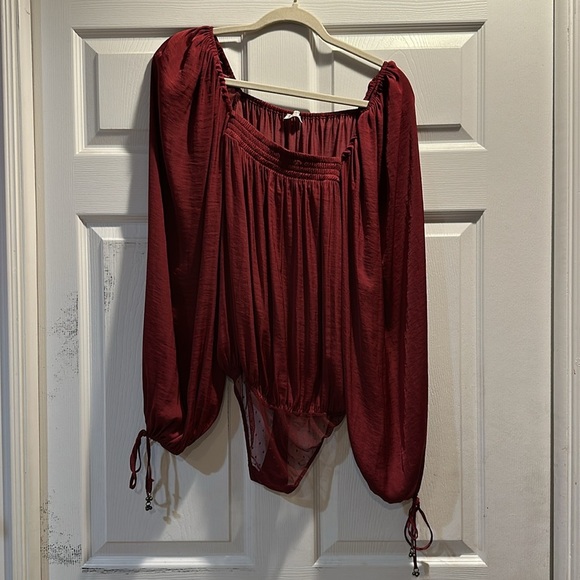Free People Intimately Another Round Burgundy Satin Peasant Bodysuit M - Picture 2 of 9